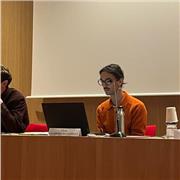 Etudiant Sciences Po et ENS pour des cours en sciences sociales, histoire, littérature, philosophie et anglais.